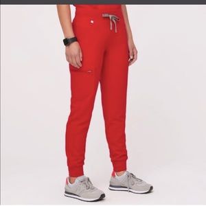 Red Fig Scrub Bottoms